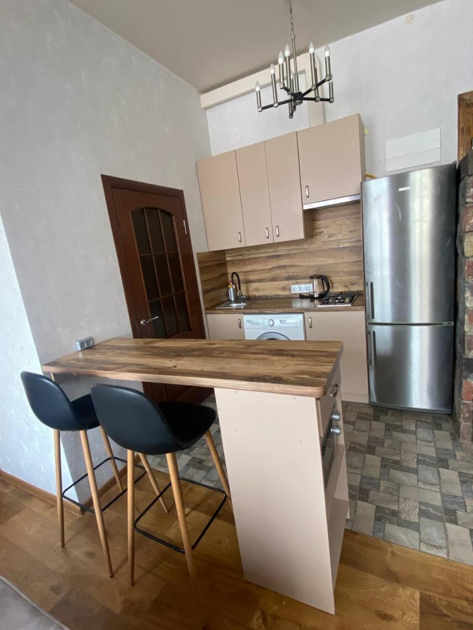 Апартаменти На Вулиці Антоновича Lviv Dış mekan fotoğraf